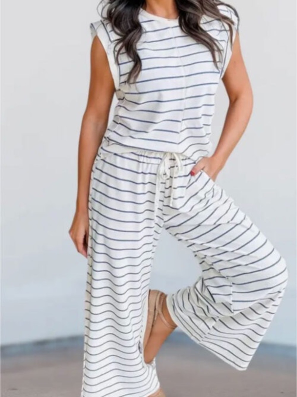 NWT "Comfy Cozy Set" - Picture 4 of 4